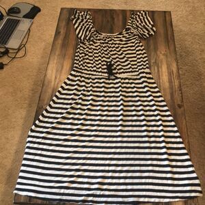 Old Navy Black/Cream Striped Dress Womens Medium